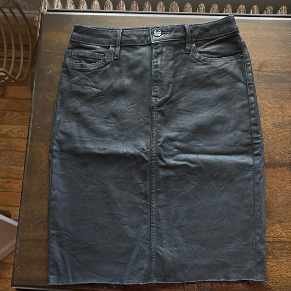 SAM EDELMAN “the Riley skirt” coated denim in jet black - Picture 2 of 7